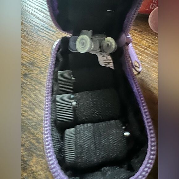 DŌTERRA ESSENTIAL OILS TRAVEL KEY CHAIN New - Picture 3 of 4